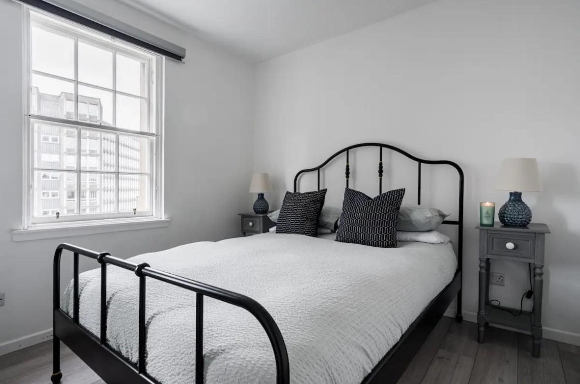 Edinburgh Castle Apartment מראה חיצוני תמונה