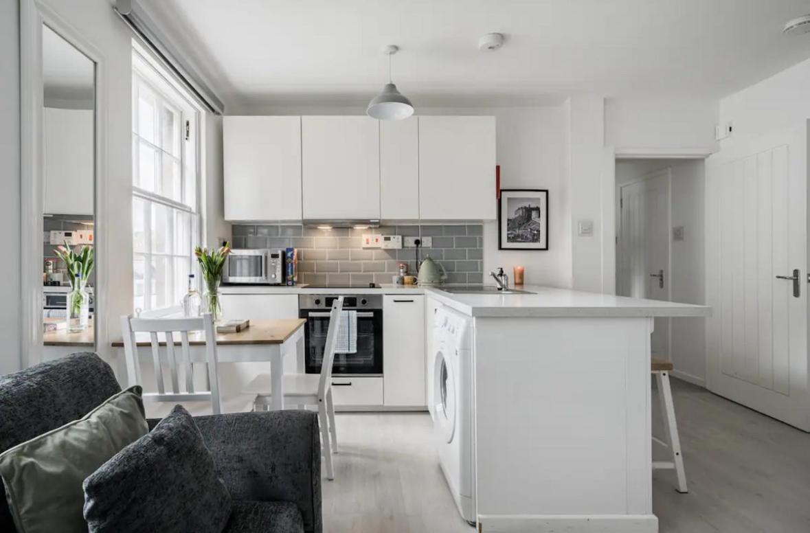 Edinburgh Castle Apartment מראה חיצוני תמונה